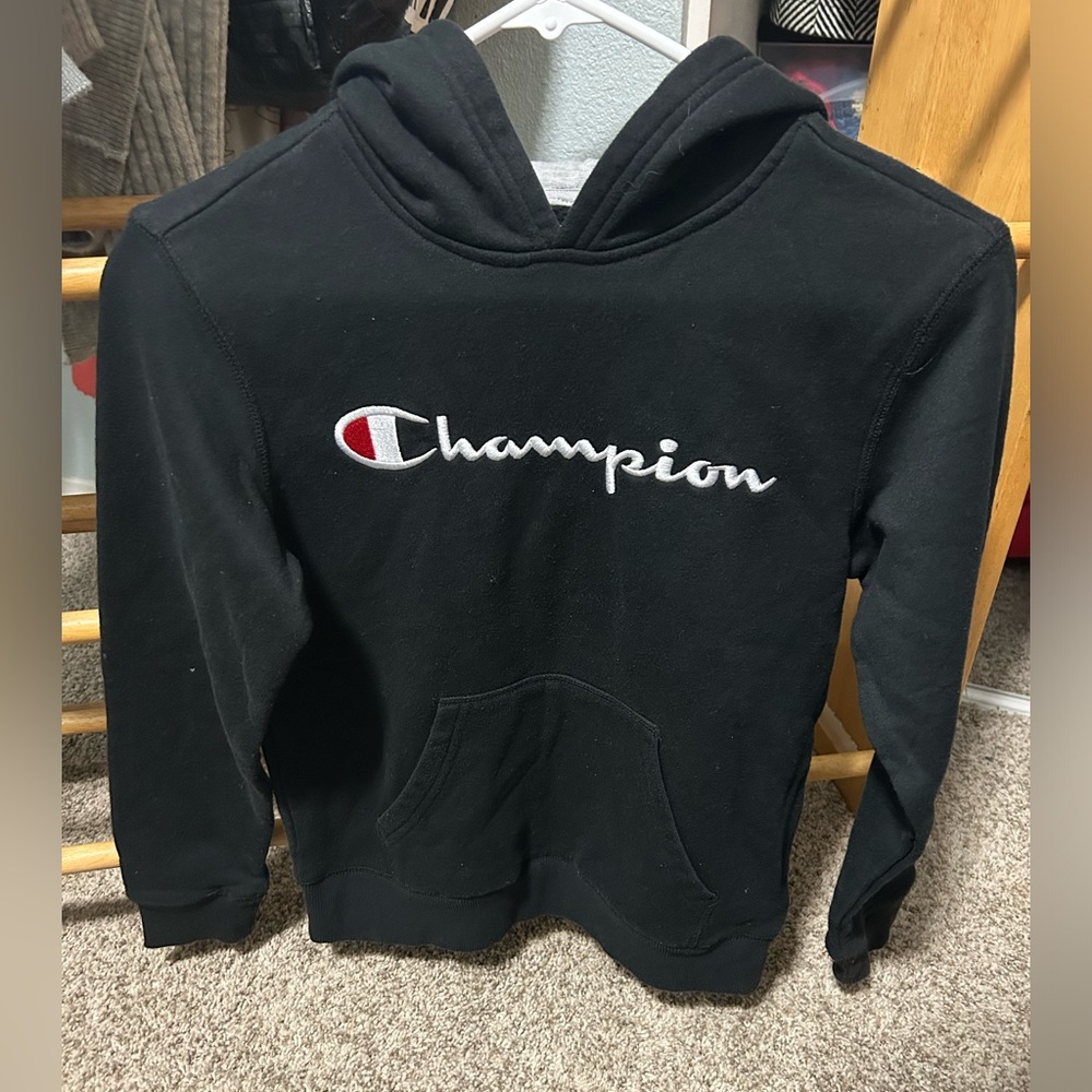 Kids champion black hoodie size M